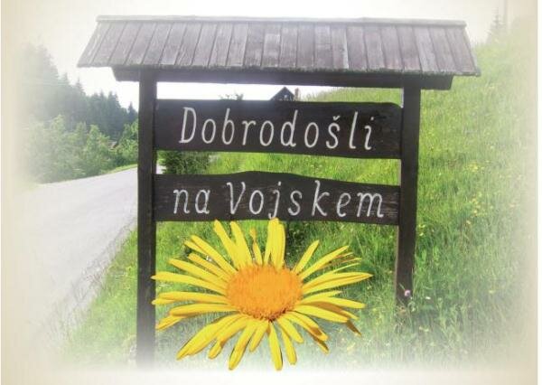 Pozdravna tabla pod Planino